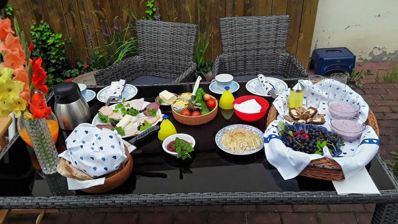 Gaestezimmer Sommer Locktow 외부 사진